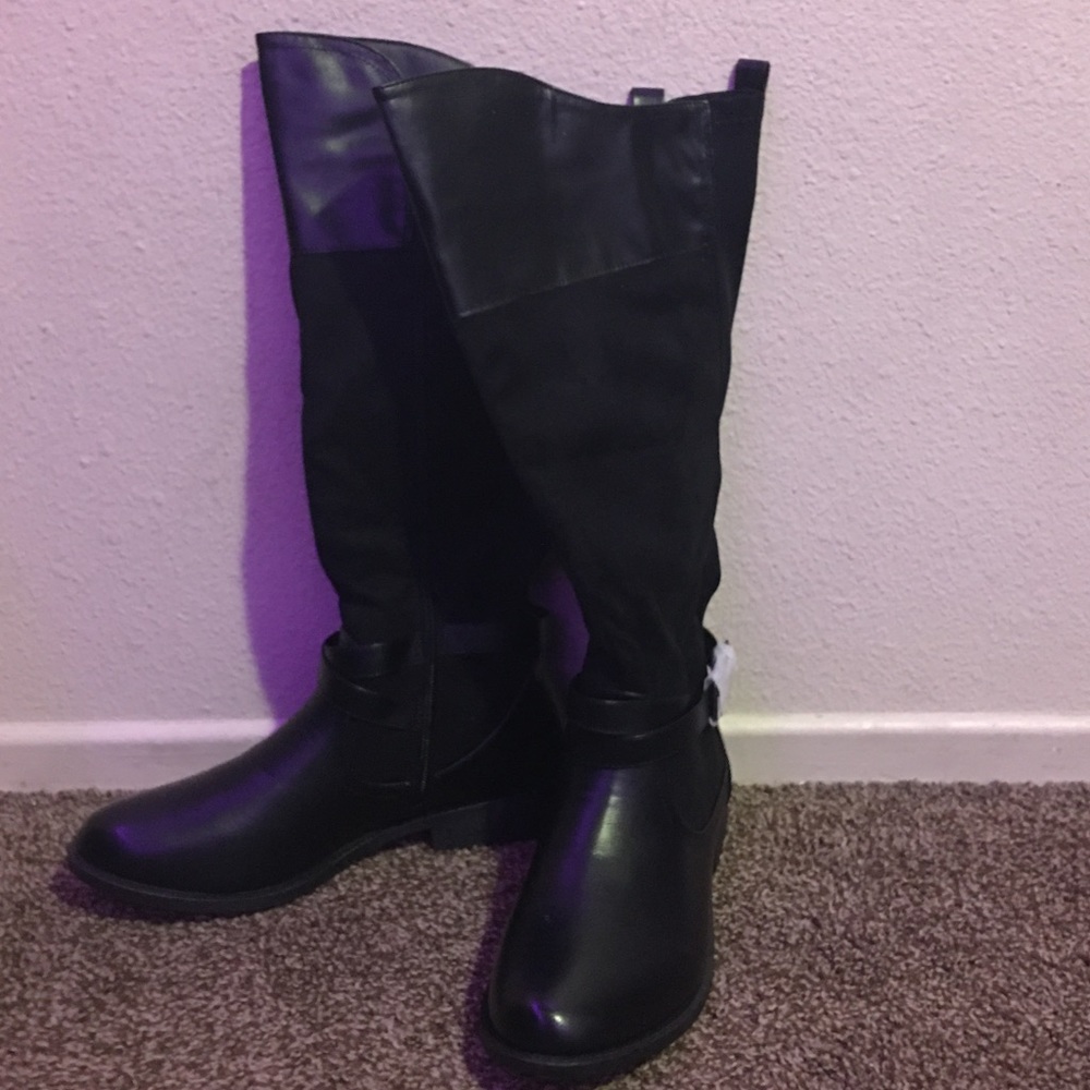 Black boots